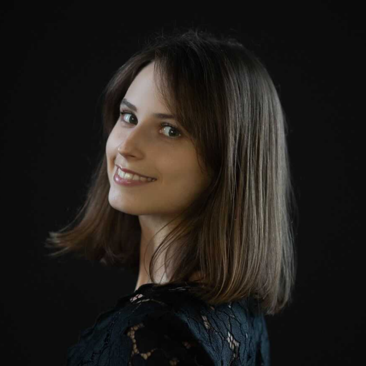 Ann Lakhotkina